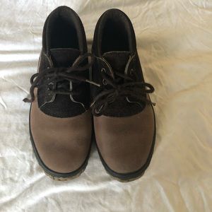 Water resistant shoes